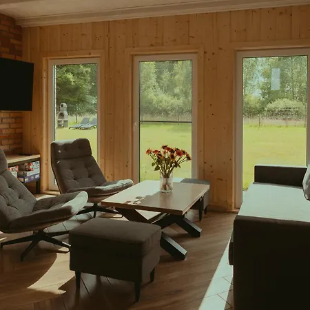 度假居 Pod Lasem Bania-sauna Poleczyno