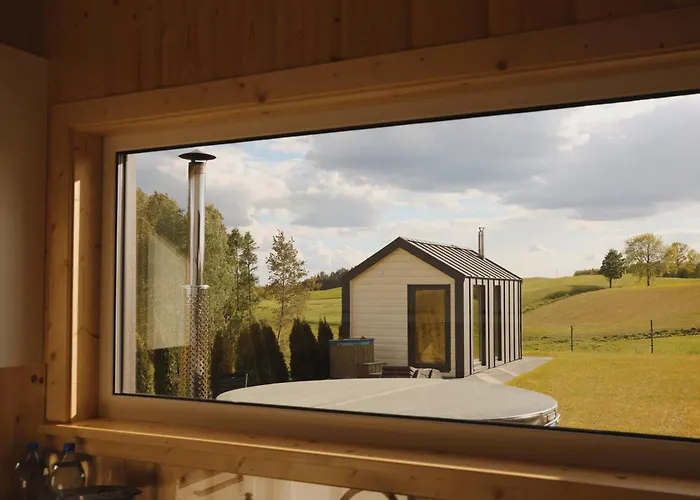 Pod Lasem Bania-sauna * Poleczyno